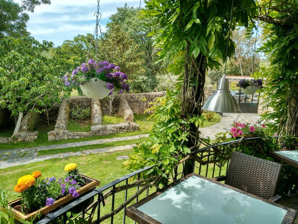 Гостьовий будинок Almazara De San Pedro (Adults Only) Eljas Екстер'єр фото